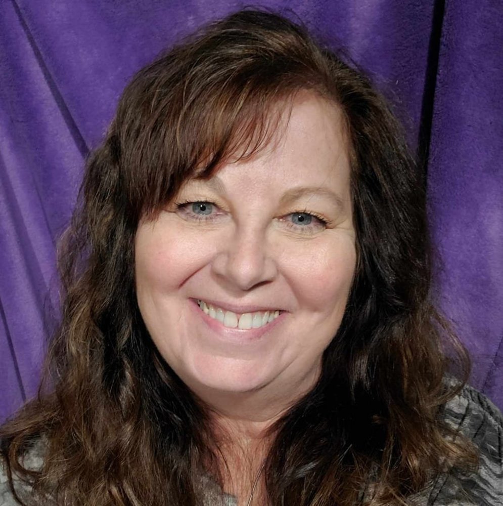 Meet your Posher, Tina